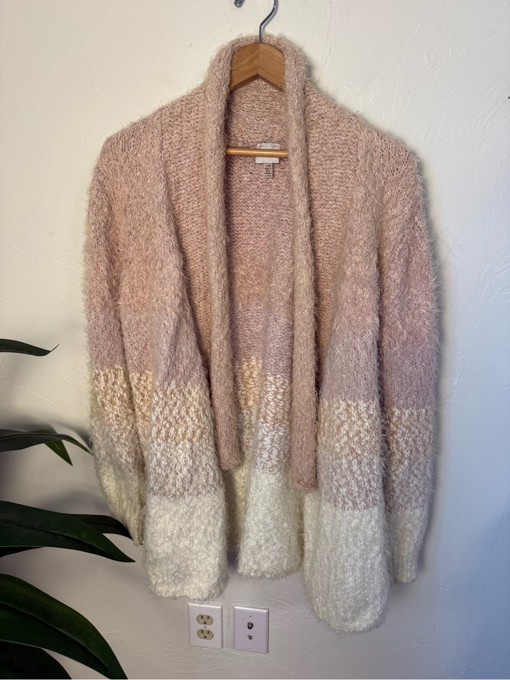 Cupio Blush Pink Cream Fuzzy Colorblock Open Front Cardigan L/XL - Picture 1 of 4